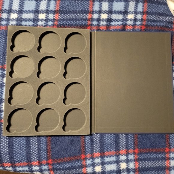 Uta no Prince-sama Prithm Animate 12 Pin Button Set + Display Case Binder - Picture 7 of 8